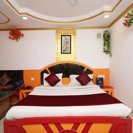 Hotel Prateek Pachmarhi Exterior photo