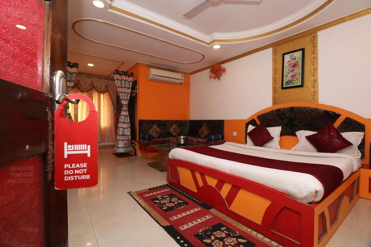 Hotel Prateek Pachmarhi Exterior photo